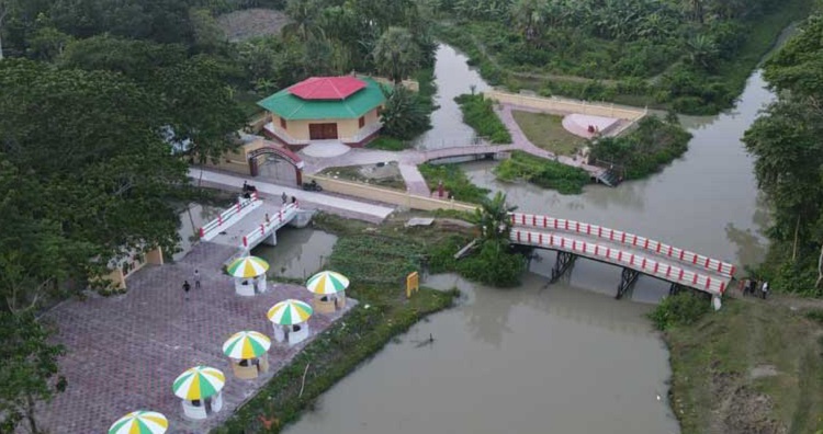 ঝালকাঠির ধানসিঁড়ির পাড়ে কবি জীবনানন্দ দাশের প্রয়াণের ৭০ বছর পর সংগ্রহশালা নির্মাণ 