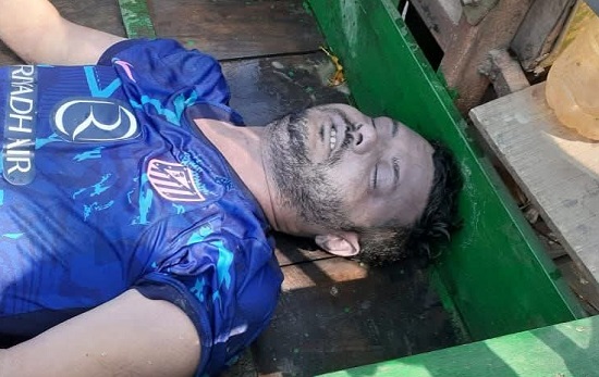 রায়গঞ্জে ধানক্ষেত থেকে অজ্ঞাত ব্যক্তির মরদেহ উদ্ধার