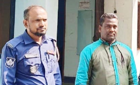 পোরশায় আওয়ামী লীগ নেতা আটক