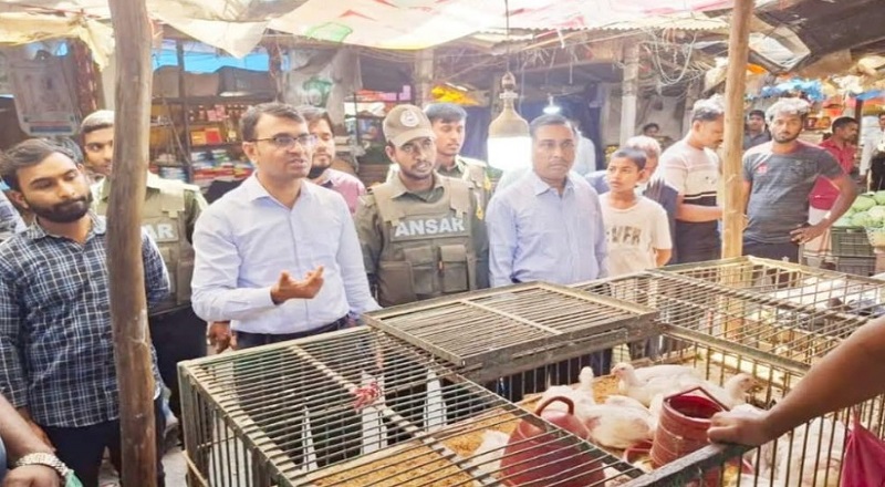 লোহাগাড়ায় নিত্যপণ্যের দাম নিয়ন্ত্রণে  ইউএনওর অভিযান