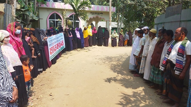 চৌদ্দগ্রামে মাদক ব্যবসায়ীকে গ্রেফতারের  দাবি