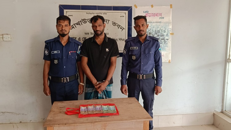 আখাউড়ায় ছিনতাইয়ের ৪ লাখ টাকাসহ ছিনতাইকারী গ্রেপ্তার