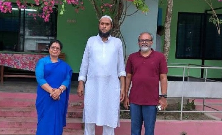 শিক্ষাপ্রতিষ্ঠান পরিদর্শন করে মাধ্যমিক শিক্ষা পরিদর্শকের সন্তোষ প্রকাশ 